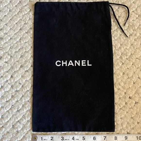 CHANEL Purse Black White Logo cross-body DUST BAG Sleeper 12.75" 8" - Picture 4 of 7